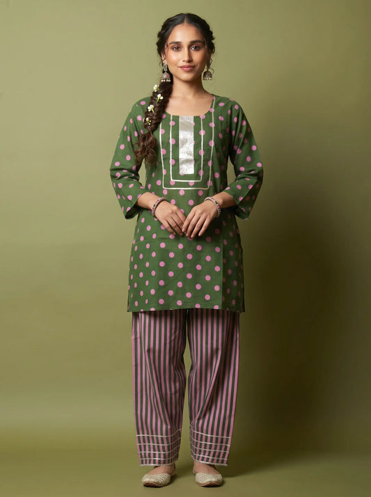 Gulabi Polka Set