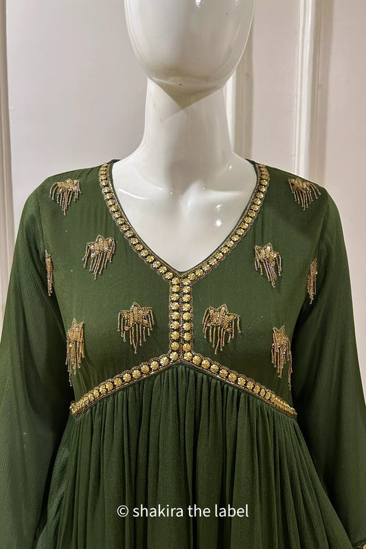 Alia Cut Handwork Suit Set - Green