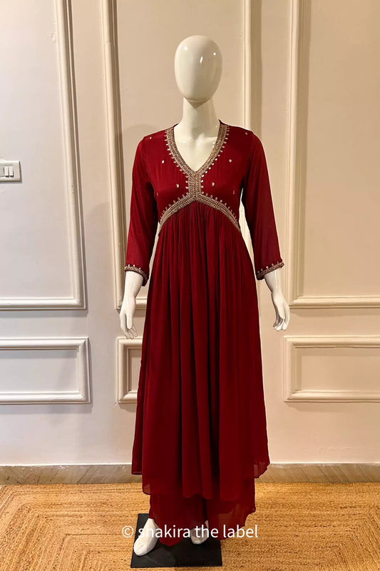 Alia Cut Handwork Suit Set - Wine