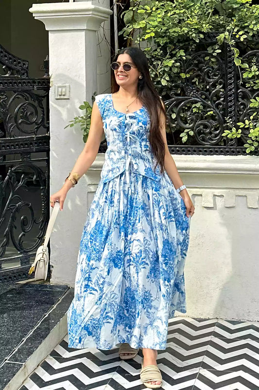 Blue Porcelain Skirt Waist Set