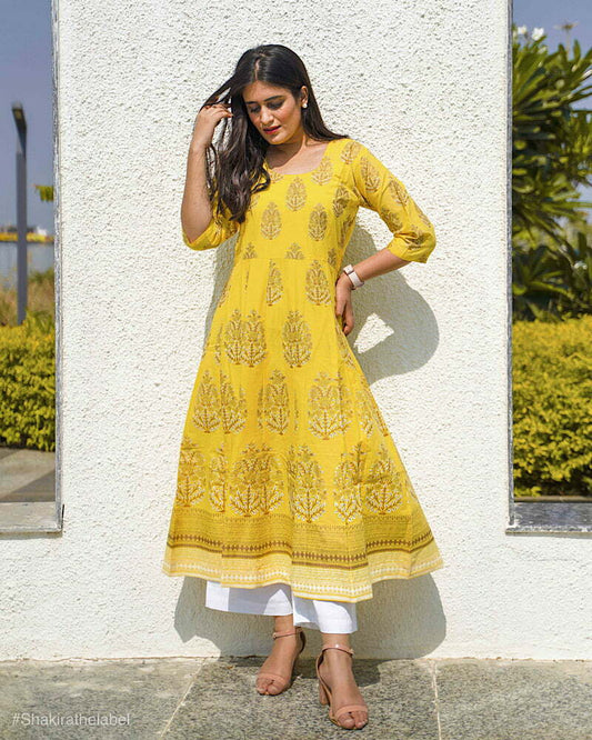 Yellow Gold Foil Kurta With Palazzo (Set of 2)