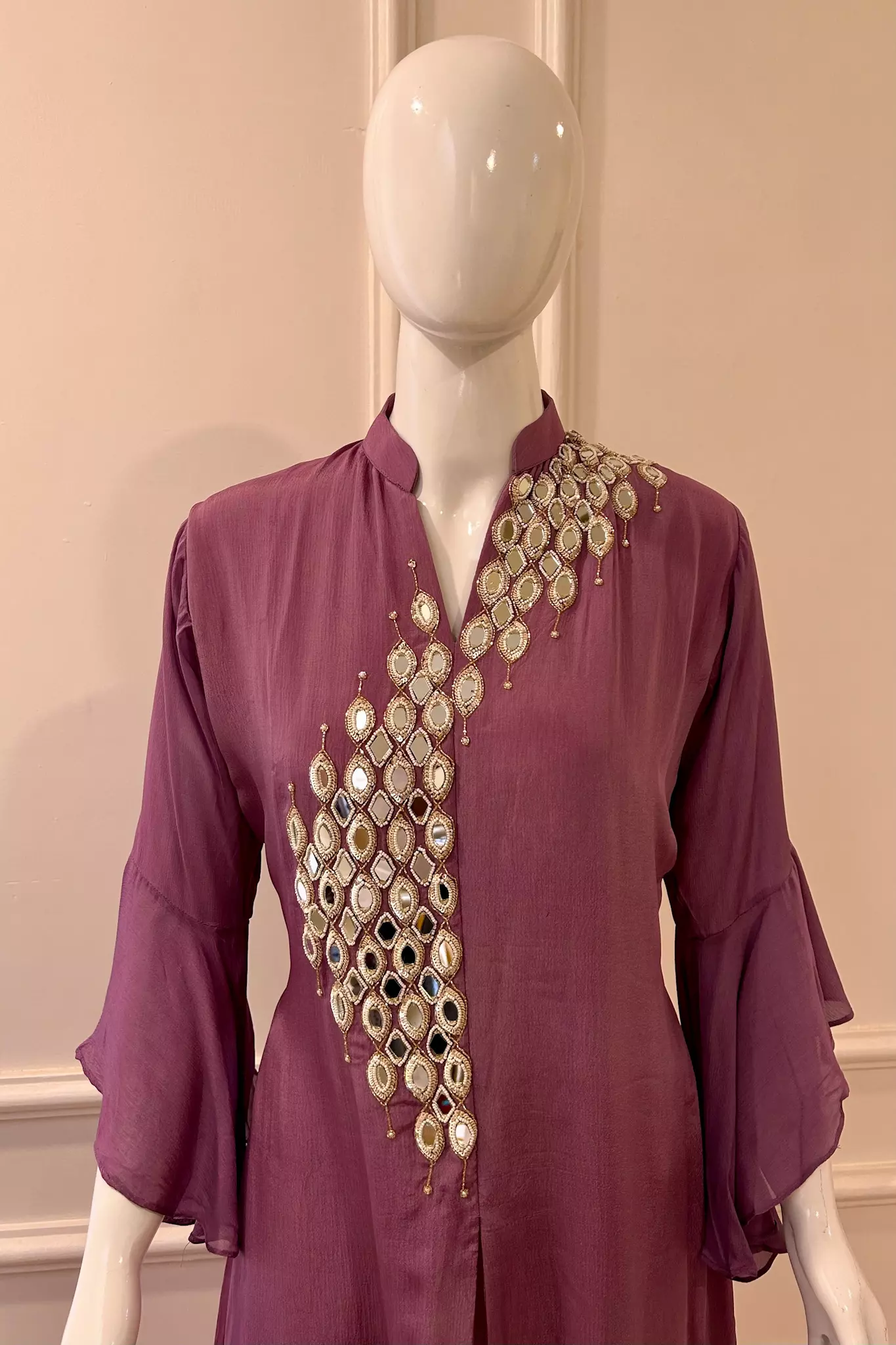 Trendy Plain Mirror work Kurti at Rs.180/Piece in kolkata offer by JJ  Boutique